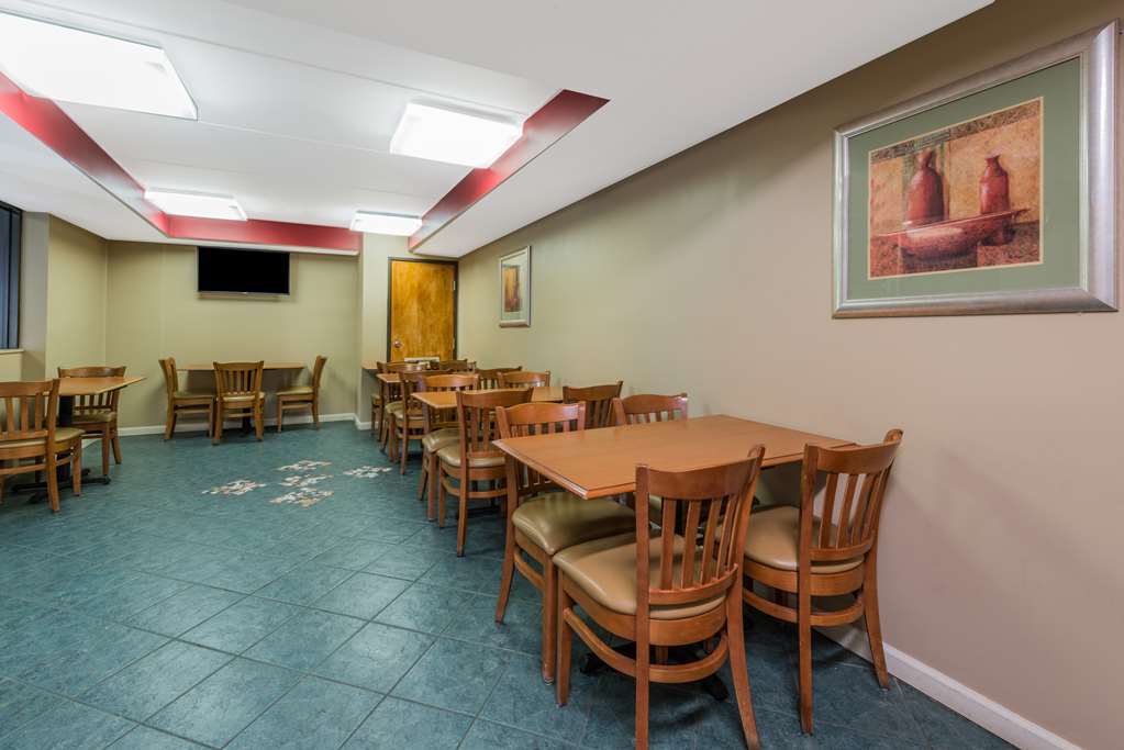 Days Inn By Wyndham Hurstbourne Луисвилл Удобства фото